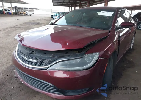 2016 Chrysler 200 Touring z USA, uszkodzony, nr VIN 1C3CCCFB3GN182292